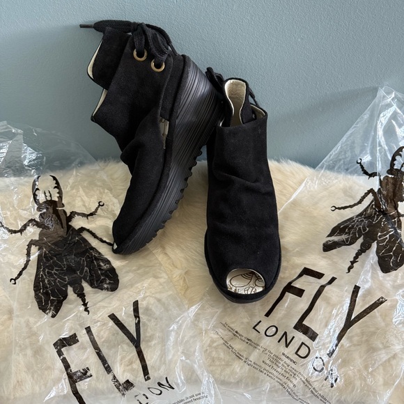 Fly London Yebi Black Suede Wedge Tie Booties - Picture 1 of 11